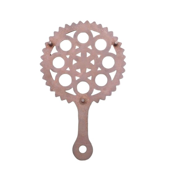 Antique Cast Iron Trivet Sawtooth Sun Circles Round Hot Plate / Wall Hanging - Picture 6 of 11